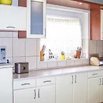 4 Bedroom Stunning In *