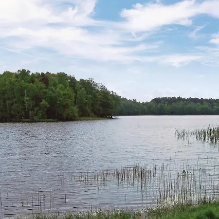 Dom wakacyjny 4 Bedroom Stunning In Kamień