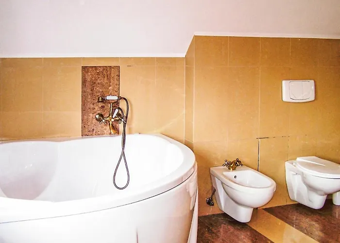 4 Bedroom Stunning In Semesterbostad