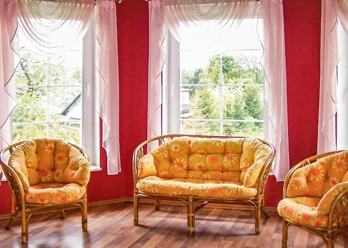 Σπίτι διακοπών 4 Bedroom Stunning In Kamień